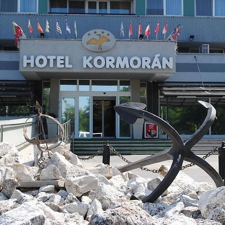 Hotel Kormorán Šamorín Exterior foto
